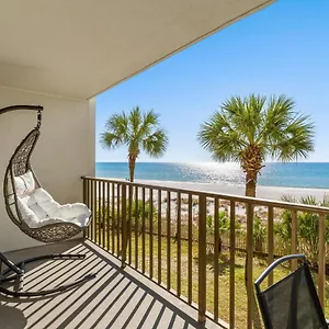 Ocean Front Turtle's Nest At The Commodore 202 Aparthotel